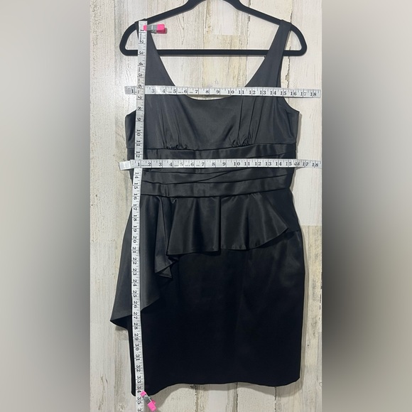 BCBGENERATION Satin Asymmetrical Ruffle Sleeveless Pockets Black Dress Size 10 - Picture 6 of 14